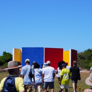 Parque Cultural Casa do Governador oferece visitas mediadas para conhecer obras do acervo e nova exposição
